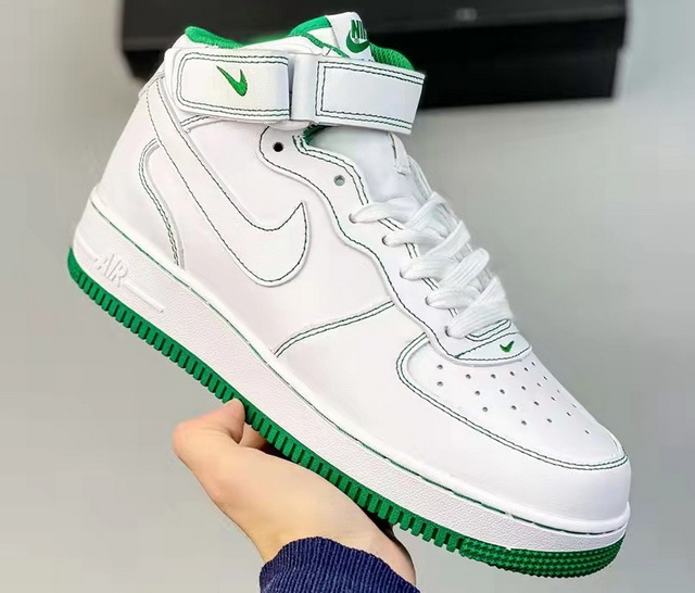 Women Air Force 1 113